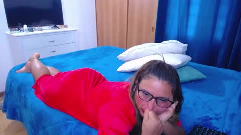 Slutdirtyxxx online show from May 2, 12:44 pm