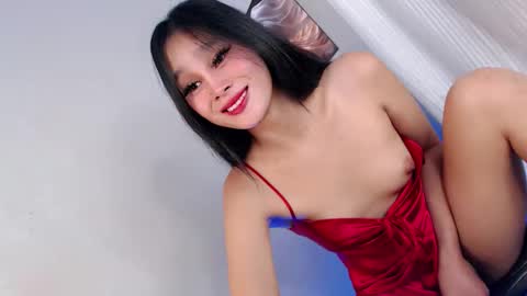 slutnextdoor28 online show from April 25, 1:41 pm