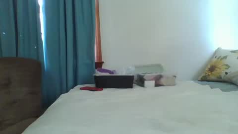 Jade and Thomas online show from February 4, 4:18 pm