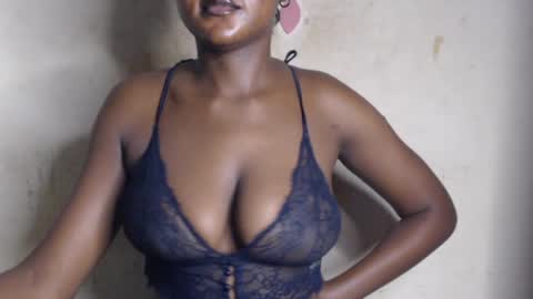 sluttx_choco online show from June 19, 8:04 pm