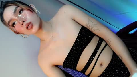 slutty_rose69 online show from July 15, 10:31 am