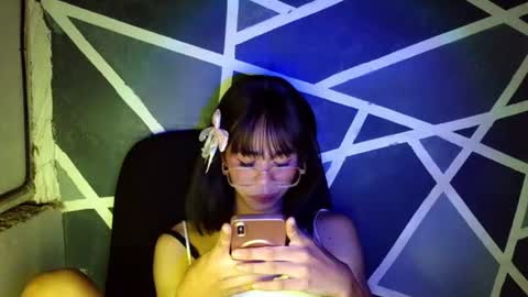 sluttypatotie online show from June 24, 5:20 pm