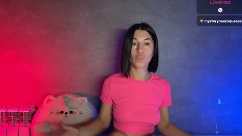 Melani online show from June 10, 9:02 pm
