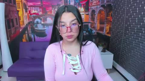 Mariana Torres online show from March 17, 1:49 pm