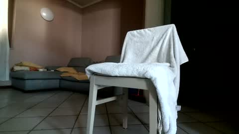 smallone8825 online show from July 3, 2:55 pm