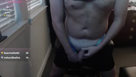 smalltownbear4413 online show from December 3, 9:50 pm