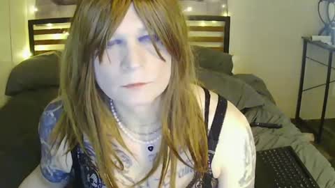 SmashingSamantha online show from October 10, 3:23 am