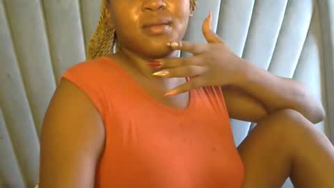 smiley_berry online show from November 17, 3:31 am