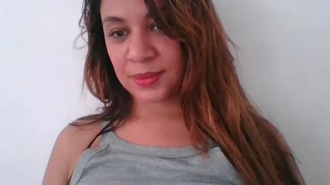 Snapshot of smileycherry chatting on December 19, 8:13 pm smileycherry online show from December 19, 8:13 pm