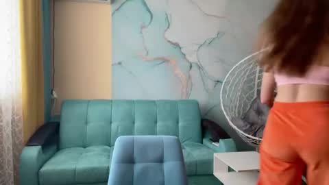 smiling_riddle online show from May 2, 9:37 am