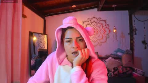 Snapshot of smilingsalor chatting on December 30, 2:42 am SmilingSalor online show from December 30, 2:42 am