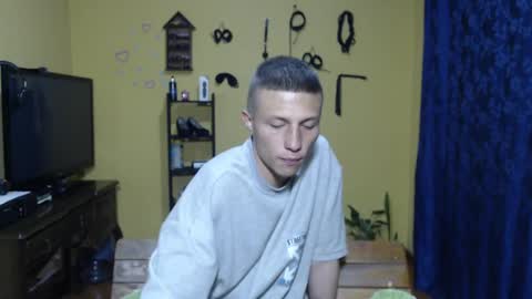smith_lechosoxxx online show from September 19, 6:06 am