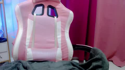 smith_seduction online show from April 30, 8:47 pm