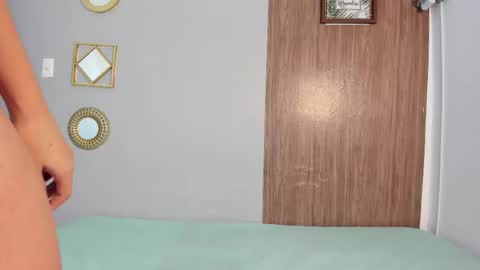 JONH SMITH AND ALIX SMITH online show from February 3, 12:09 pm