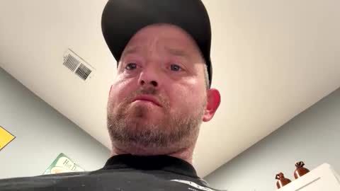 smokeymt420 online show from February 6, 6:39 am