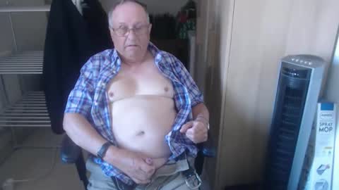 smoothmutton online show from May 3, 1:50 pm