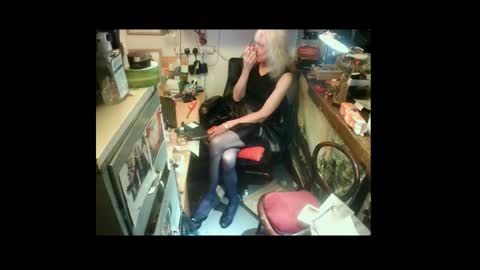 mish online show from November 21, 9:07 am