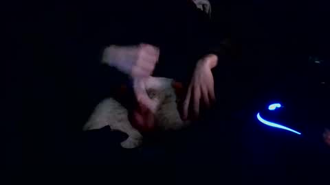 sneakyfox7711111 online show from March 24, 9:21 pm