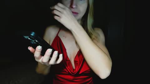 Snapshot of snezanablond chatting on January 23, 5:13 am Sneja online show from January 23, 5:13 am