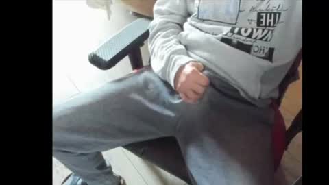 snip1977 online show from February 20, 9:22 am