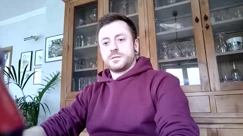 snoecks online show from February 28, 1:15 pm