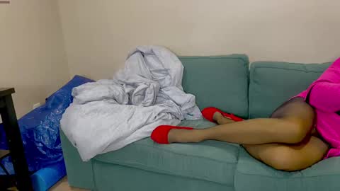 Snapshot of snookieq chatting on September 13, 1:57 pm MISS SISSY CHERI online show from September 13, 1:57 pm