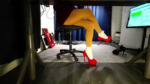 Snapshot of snookieq chatting on February 28, 8:07 pm MISS SISSY CHERI online show from February 28, 8:07 pm