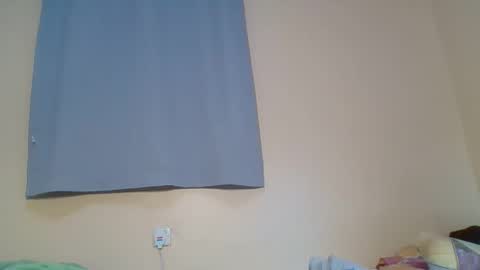 Snowie eyes online show from November 22, 11:57 pm