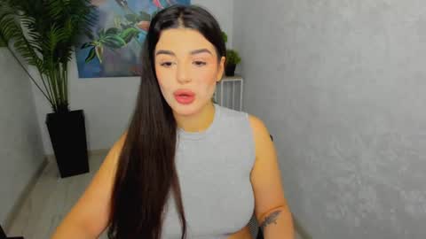 snowingwinter online show from June 17, 4:17 am