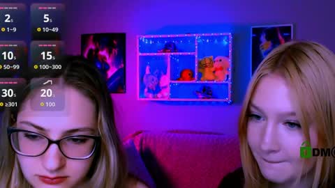 so_hot_rosalie online show from April 15, 7:58 pm