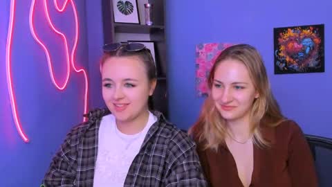 so_hot_rosalie online show from April 2, 11:39 am