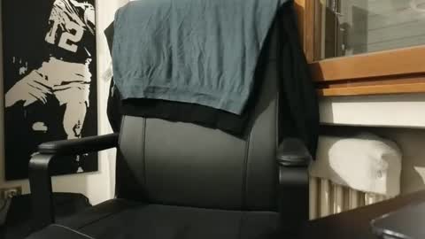 Snapshot of so_thick chatting on January 27, 7:03 pm luca - online show from January 27, 7:03 pm