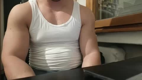 Snapshot of so_thick chatting on December 3, 7:17 pm luca - online show from December 3, 7:17 pm