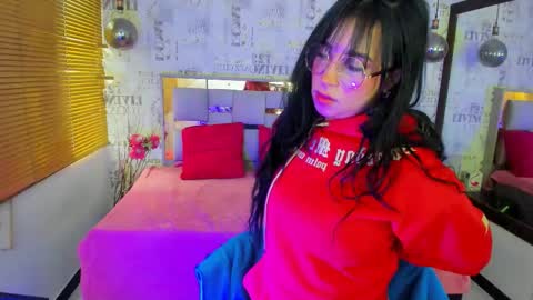 sofiia online show from March 12, 1:37 pm