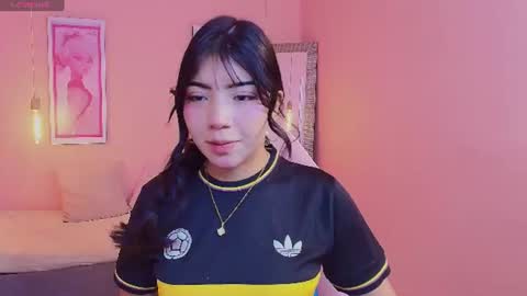 soffi_x online show from July 4, 3:43 am