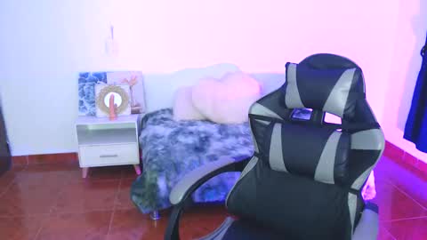 sofia online show from November 26, 8:49 pm