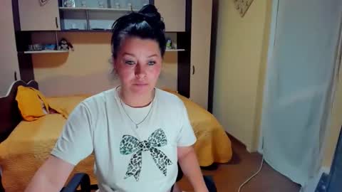 Soffy online show from April 30, 6:07 am