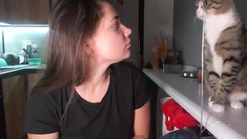 Sofi online show from November 22, 10:07 pm