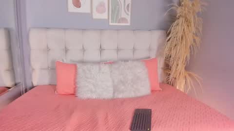 Snapshot of sofi_potter_ chatting on March 12, 1:25 am Sofia online show from March 12, 1:25 am