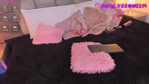 Snapshot of sofi_vasquez chatting on October 8, 11:21 pm Sofia Vasquez online show from October 8, 11:21 pm