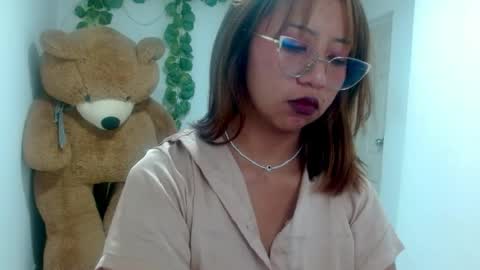 sofia_762254 online show from May 4, 8:48 pm