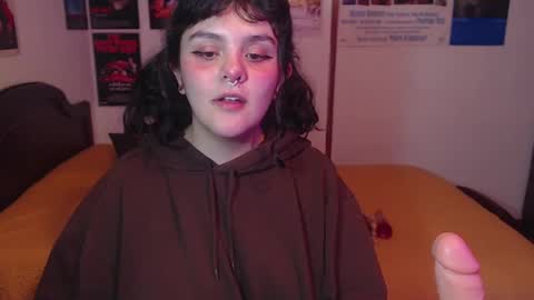 Snapshot of sofia_coolle chatting on March 1, 1:11 am Sofi online show from March 1, 1:11 am