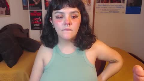 Snapshot of sofia_coolle chatting on February 19, 10:09 pm Sofi online show from February 19, 10:09 pm