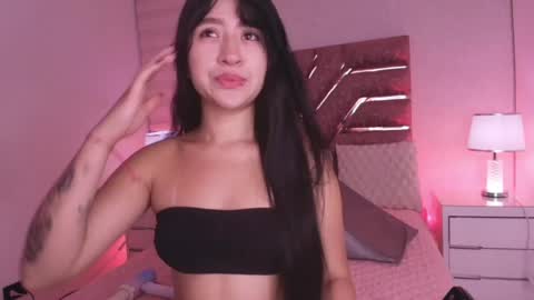 sofia gomes online show from April 29, 11:59 am
