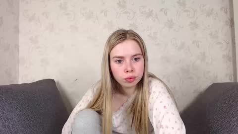Sofia here online show from March 23, 12:15 am