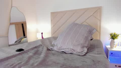 Sofia Jo                                                                                            IG sofisj023 online show from May 24, 5:03 am