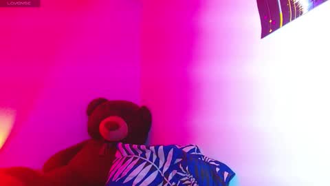 Sofia Naughty18 online show from March 5, 9:27 am