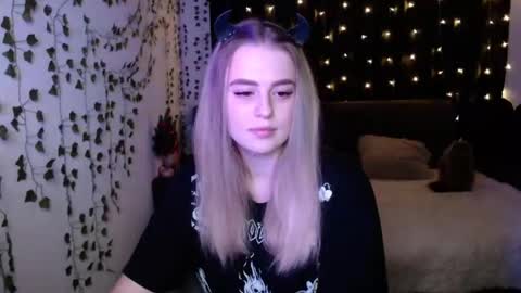 sofia_rosemary online show from March 2, 1:38 pm