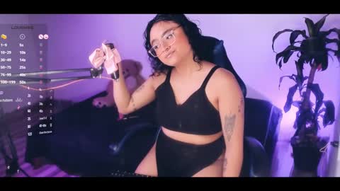 Demi Sofia online show from September 10, 9:49 pm