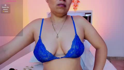 Sofia walke online show from April 27, 9:45 pm